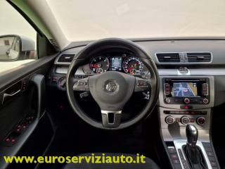 VOLKSWAGEN Passat usata, con Bluetooth