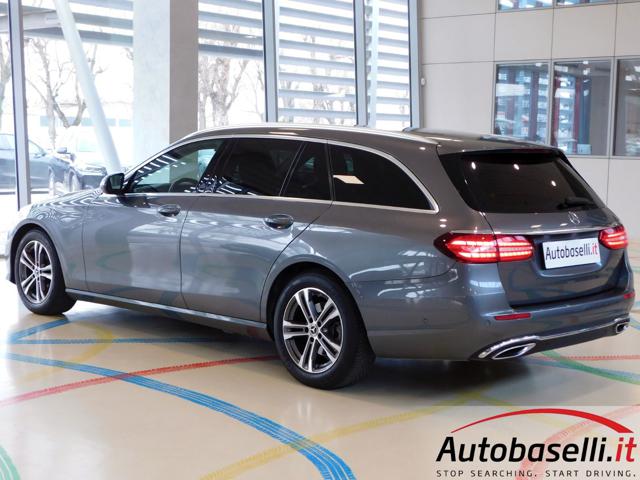 MERCEDES-BENZ E 220 usata, con Autoradio