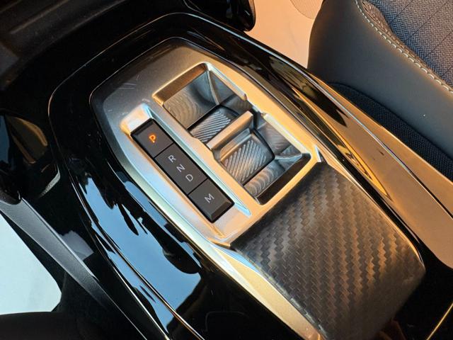 PEUGEOT 2008 usata, con Touch screen