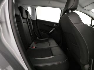 PEUGEOT 2008 usata, con Park Distance Control