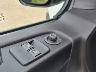 RENAULT Trafic usata, con Specchietti laterali elettrici