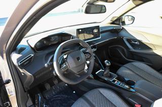 PEUGEOT 2008 usata, con Controllo trazione