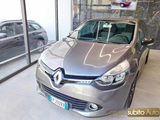 RENAULT Clio usata, con Airbag