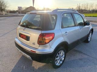 FIAT Sedici usata, con Specchietti laterali elettrici