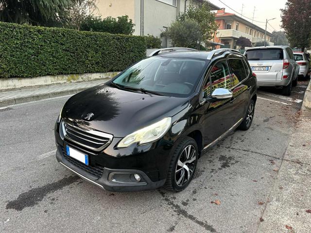 PEUGEOT 2008 usata, con Airbag