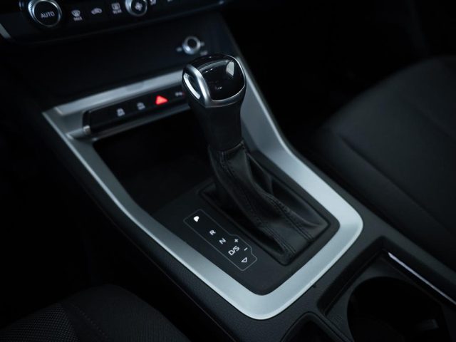 AUDI Q3 usata, con Lettore CD