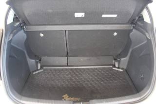 TOYOTA Yaris usata, con Servosterzo