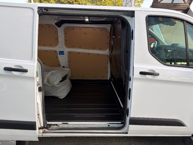 FORD Transit Custom usata, con Fendinebbia