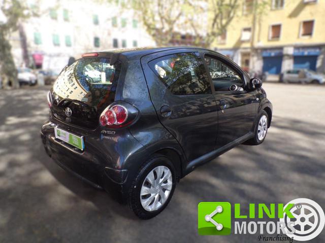TOYOTA Aygo usata, con Sistema di navigazione