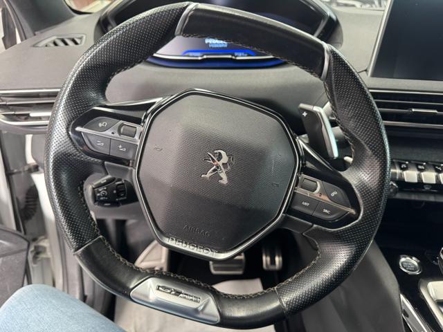 PEUGEOT 5008 usata, con Park Distance Control