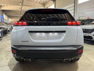 PEUGEOT 2008 usata, con Autoradio