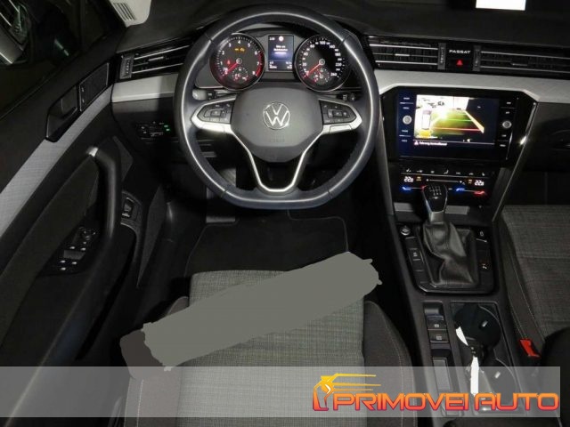 VOLKSWAGEN Passat Variant usata, con ABS