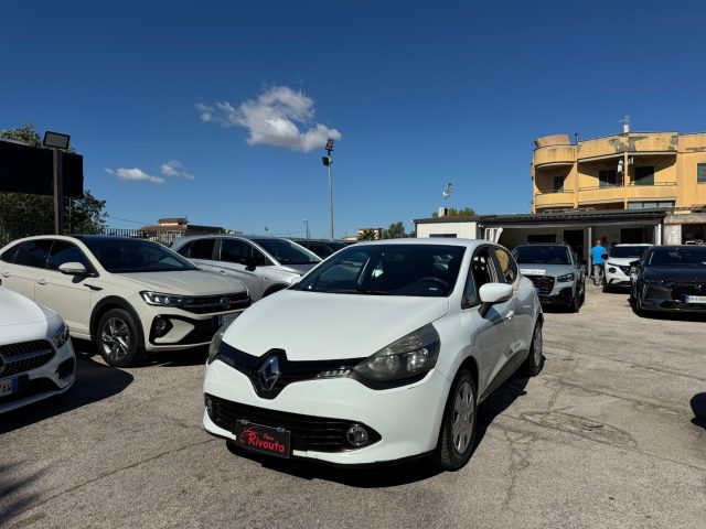 RENAULT Clio usata, con Alzacristalli elettrici