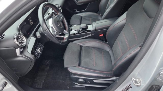 MERCEDES-BENZ A 200 usata, con Interni in pelle