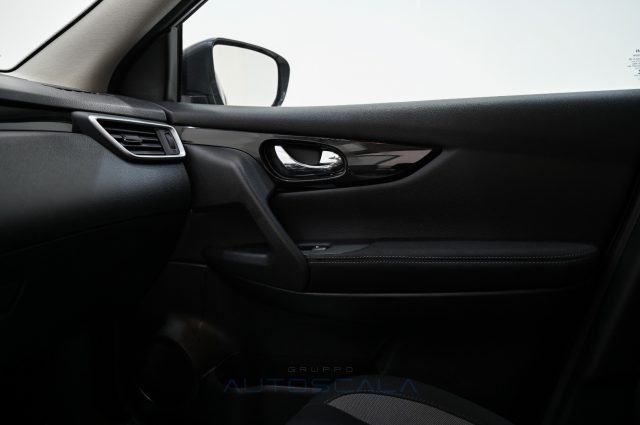 NISSAN Qashqai usata, con Bluetooth