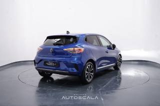 RENAULT Clio usata, con Alzacristalli elettrici