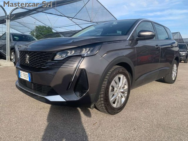 PEUGEOT 5008 usata, con Airbag