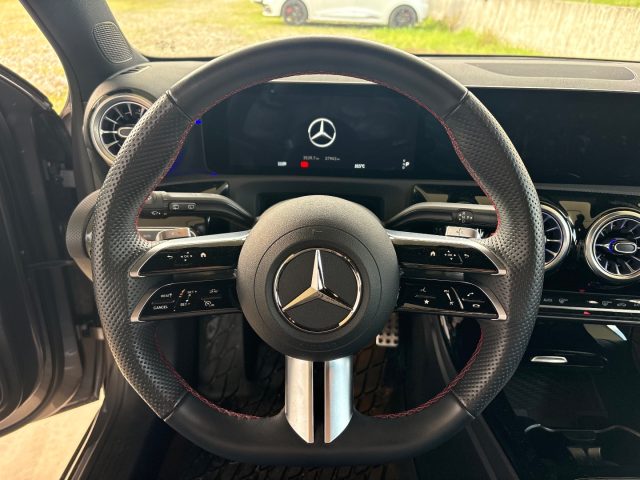 MERCEDES-BENZ A 180 usata, con Park Distance Control