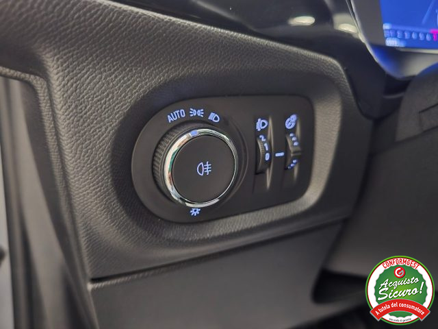 OPEL Corsa usata, con Specchietti laterali elettrici