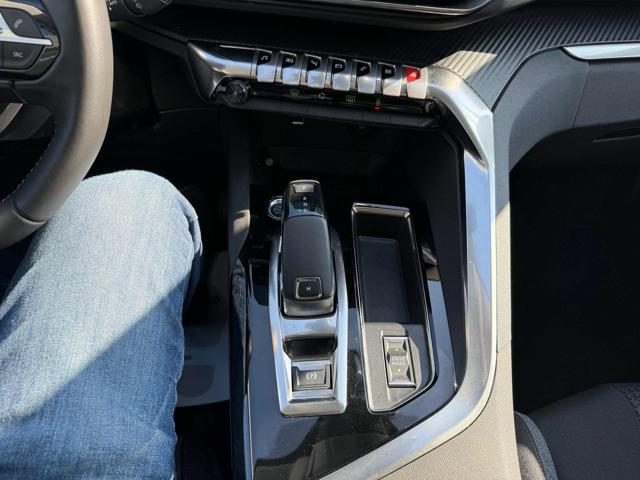 PEUGEOT 3008 usata, con Frenata d