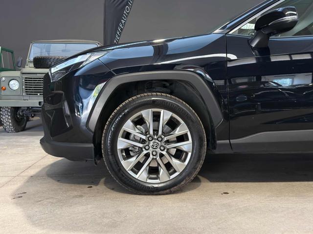 TOYOTA RAV 4 usata, con Autoradio