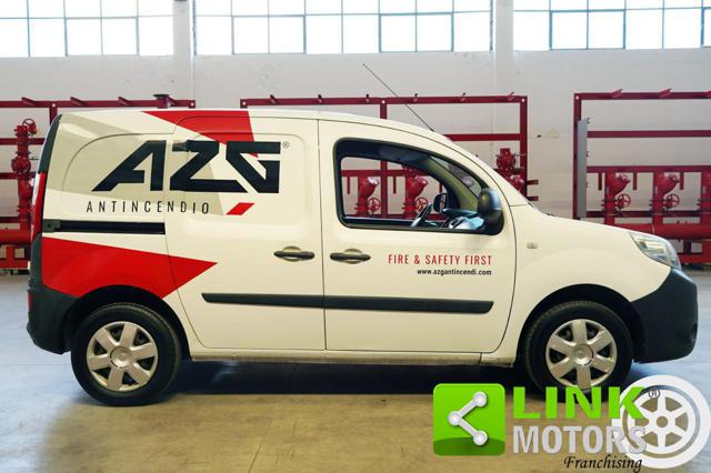RENAULT Kangoo usata, con Autoradio