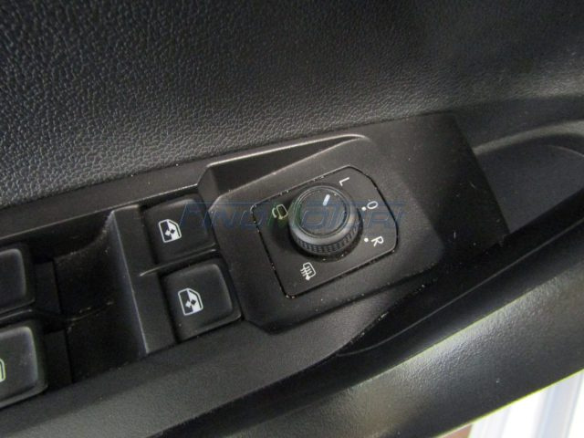 VOLKSWAGEN Polo usata, con Fari LED