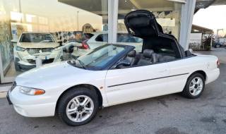 CHRYSLER Stratus usata, con Autoradio