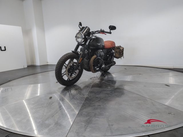 MOTO GUZZI V7 usata 0
