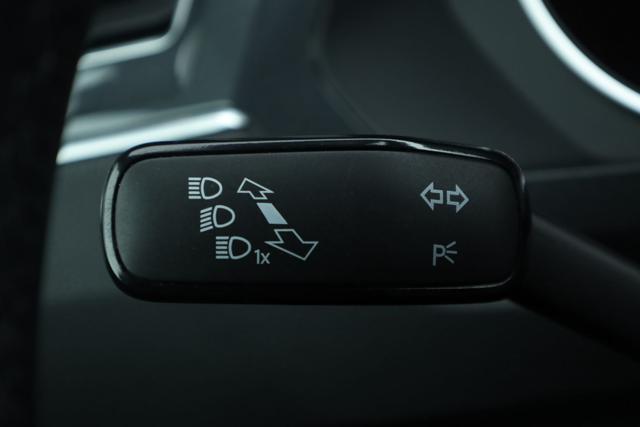 VOLKSWAGEN Tiguan usata, con Park Distance Control