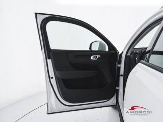 VOLVO XC40 usata 10