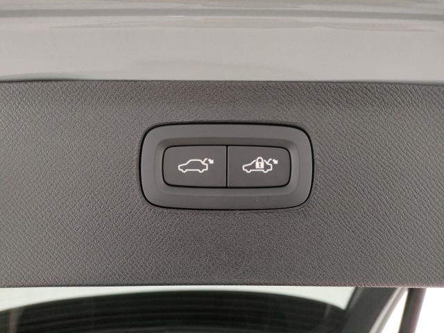 VOLVO XC90 usata, con Servosterzo