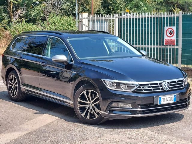 VOLKSWAGEN Passat Variant usata, con ABS