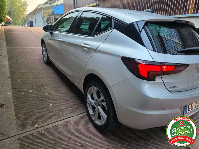 OPEL Astra usata, con Alzacristalli elettrici