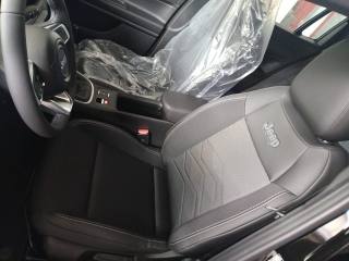 JEEP Avenger usata, con Autoradio