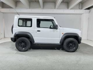SUZUKI Jimny usata, con Cerchi in lega