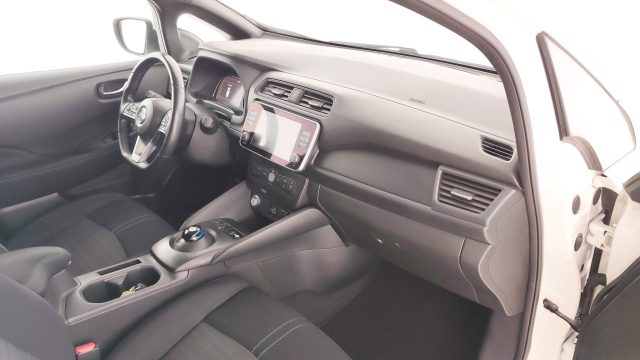 NISSAN Leaf usata, con Isofix