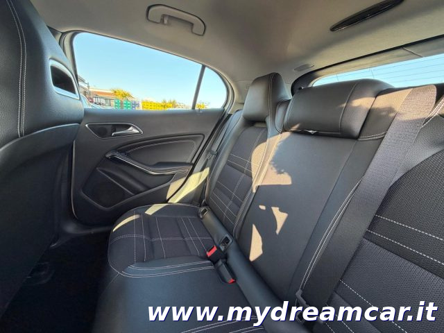 MERCEDES-BENZ GLA 180 usata, con Bracciolo