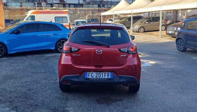 MAZDA 2 usata, con Autoradio