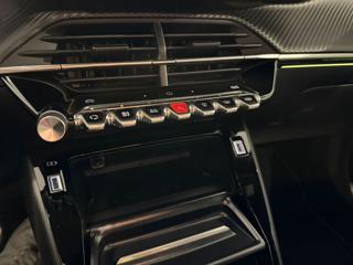 PEUGEOT 2008 usata, con Interni in pelle