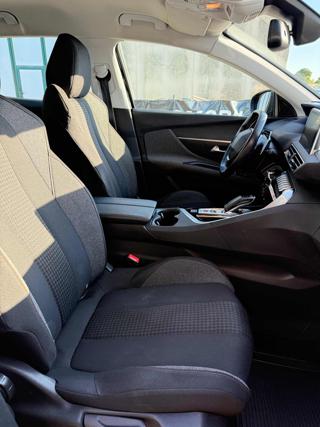 PEUGEOT 3008 usata, con Sistema di navigazione