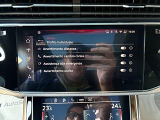 AUDI Q8 usata, con Specchietti laterali elettrici