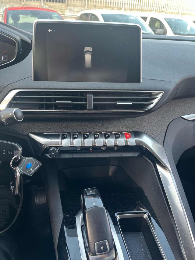 PEUGEOT 3008 usata, con Cerchi in lega