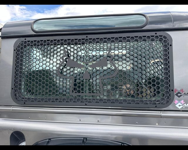 LAND ROVER Defender usata 26