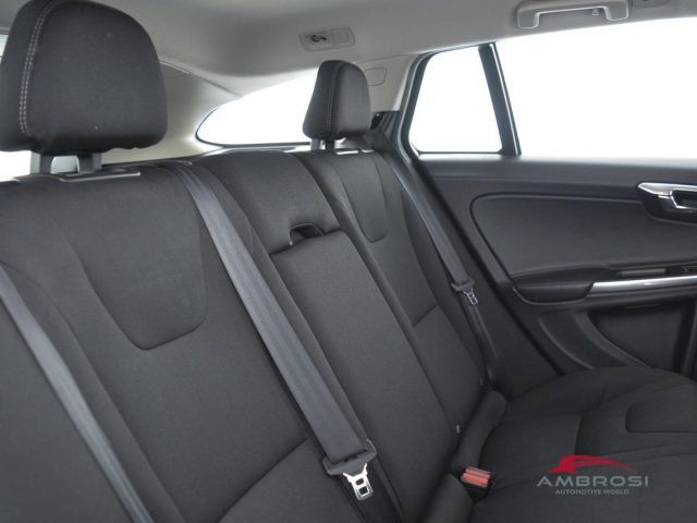 VOLVO V60 usata 10