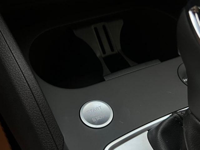 AUDI Q2 usata, con USB