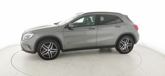 MERCEDES-BENZ GLA 200 usata, con Sistema di navigazione