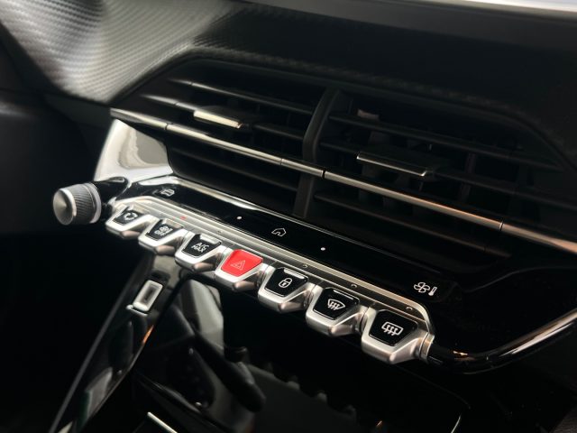 PEUGEOT 208 usata, con Volante multifunzione