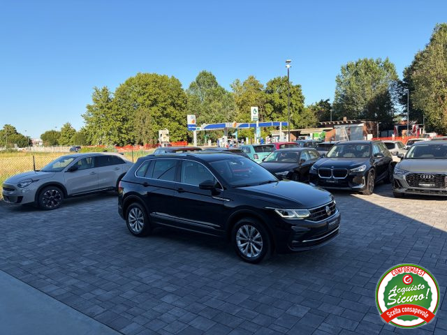 VOLKSWAGEN Tiguan usata, con Alzacristalli elettrici