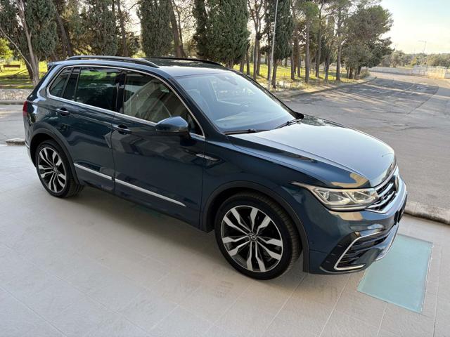 VOLKSWAGEN Tiguan usata, con Airbag laterali